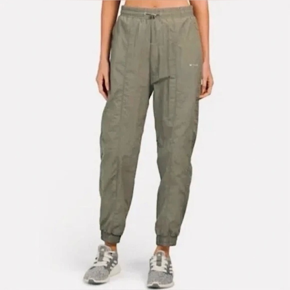 WILO The Label Sage Colored Parachute Pant Joggers Size Small